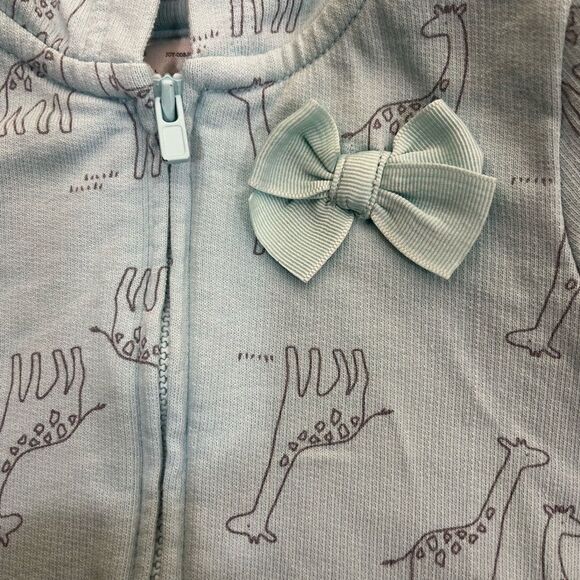 Giraffe Print Baby zip-up sweatshirt with Bow. - Picture 1 of 8